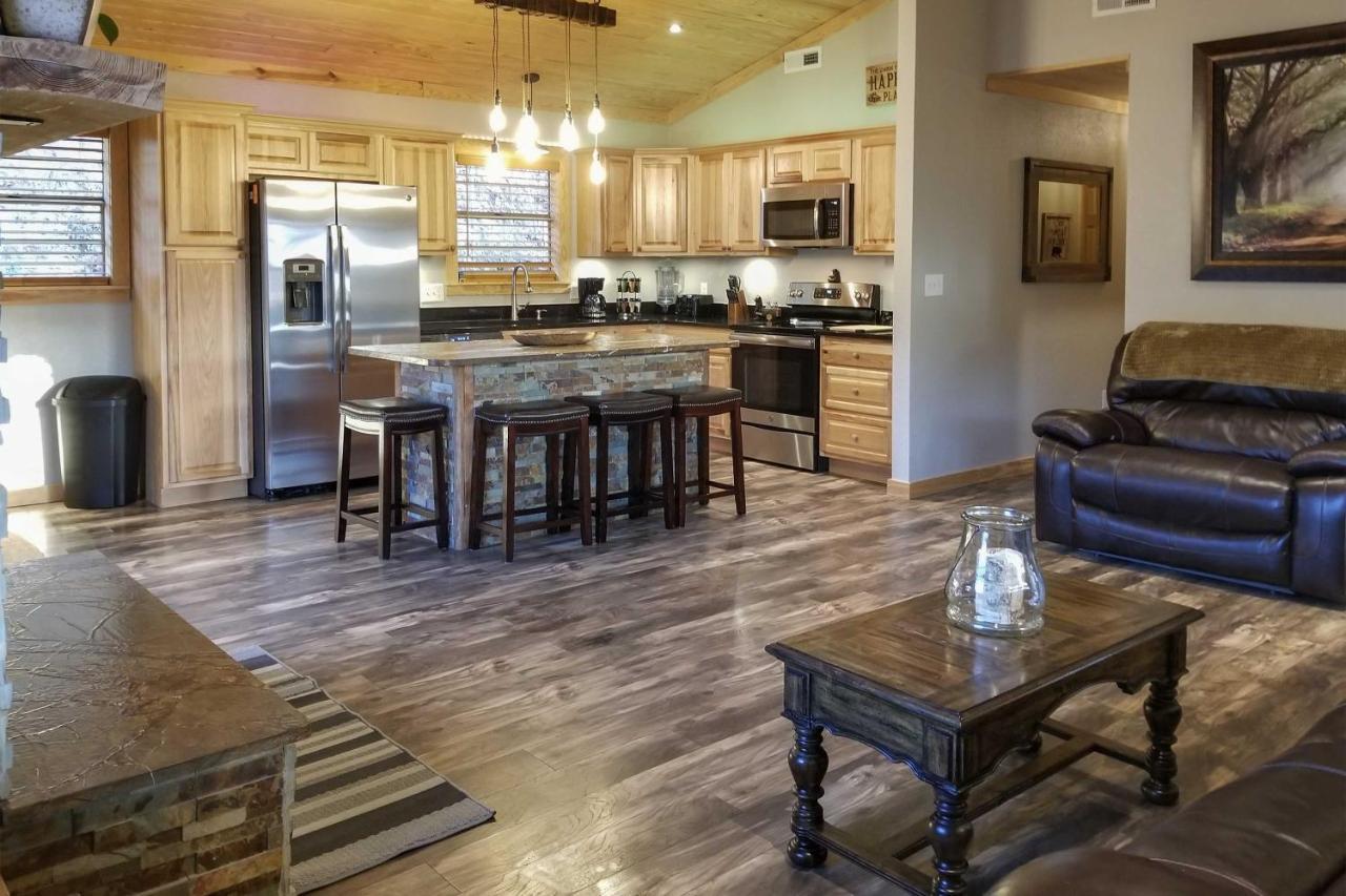 Secluded Cabin With Hot Tub, 3 Mi To Pigeon Forge! Sevierville Exterior foto