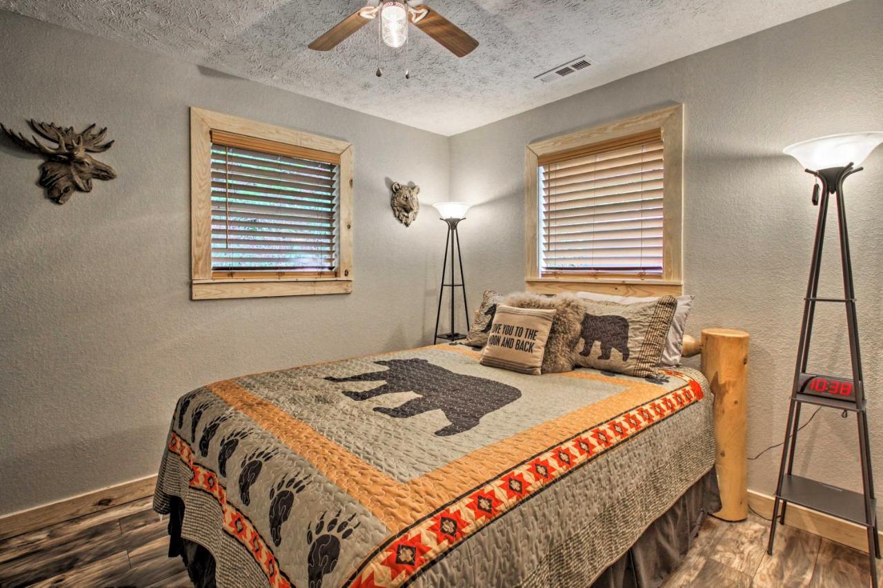 Secluded Cabin With Hot Tub, 3 Mi To Pigeon Forge! Sevierville Exterior foto