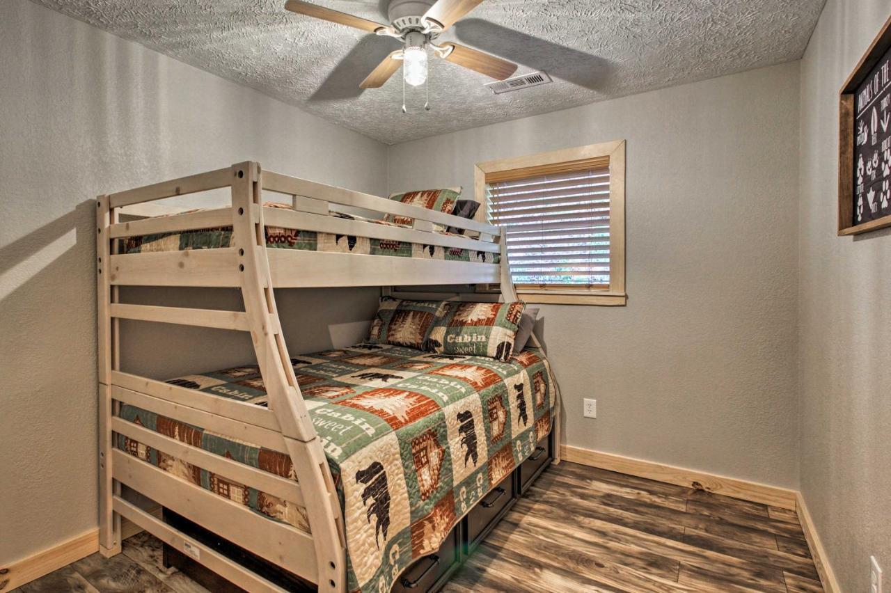 Secluded Cabin With Hot Tub, 3 Mi To Pigeon Forge! Sevierville Exterior foto